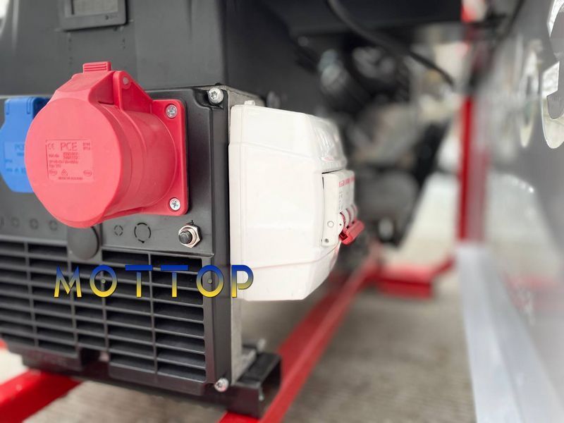Бензиновий генератор GoldMoto GM12TBJG 12 KVA 380V 12562 фото